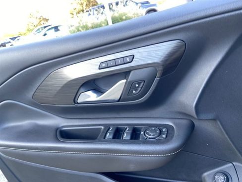 Used 2022 GMC Terrain SLT w/ LPO, Floor Liner Package image 47