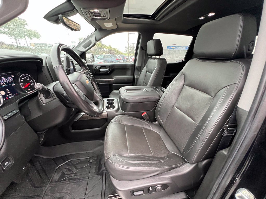 Used 2020 Chevrolet Silverado 1500 LTZ w/ LTZ Premium Package AWD/4WD image 18