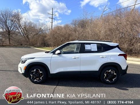 Used 2025 Kia Seltos S image 2