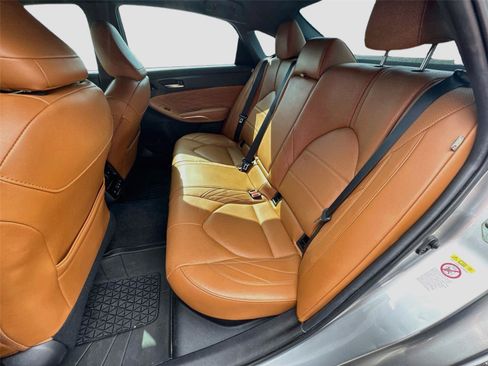Used 2019 Toyota Avalon Limited w/ Advanced Safety Package FWD image 10