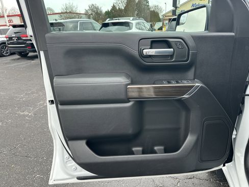 Used 2021 Chevrolet Silverado 1500 LT w/ All Star Edition Plus image 11