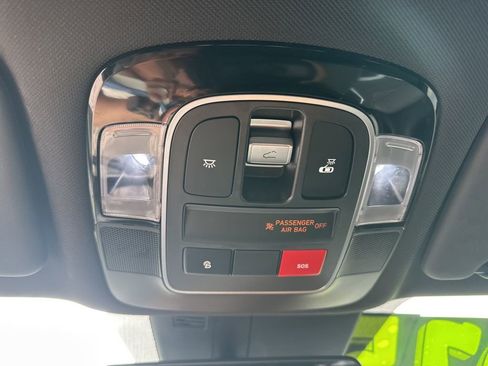 Used 2023 Hyundai Santa Cruz Limited image 22