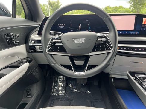 Certified 2024 Cadillac Lyriq Luxury RWD image 15