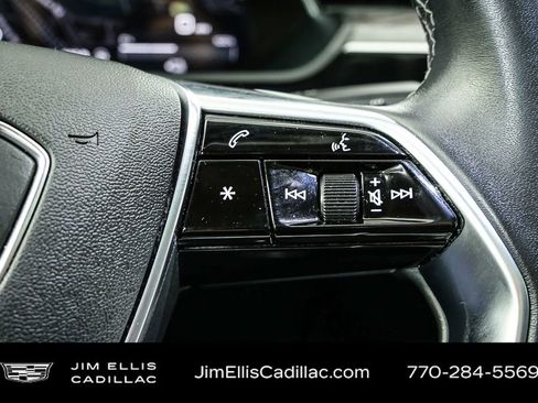 Used 2021 Audi e-tron Premium image 11