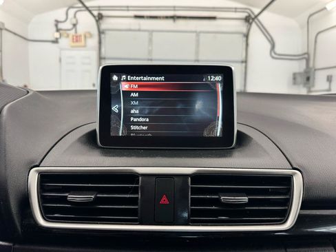 Used 2016 MAZDA MAZDA3 i Touring FWD image 36