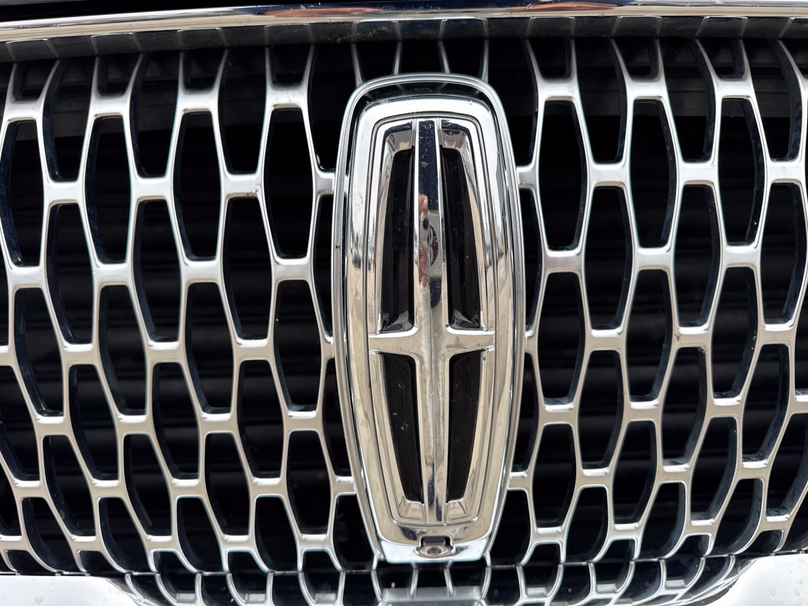Used 2021 Lincoln Aviator Reserve AWD/4WD image 12