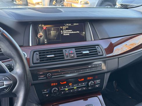 Used 2016 BMW 550i xDrive Sedan image 33