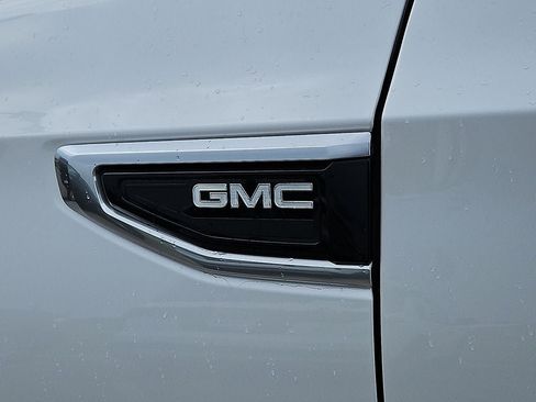Used 2021 GMC Yukon XL Denali AWD/4WD image 14