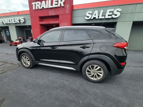 Used 2017 Hyundai Tucson SE w/ SE Popular Package 02 FWD image 10