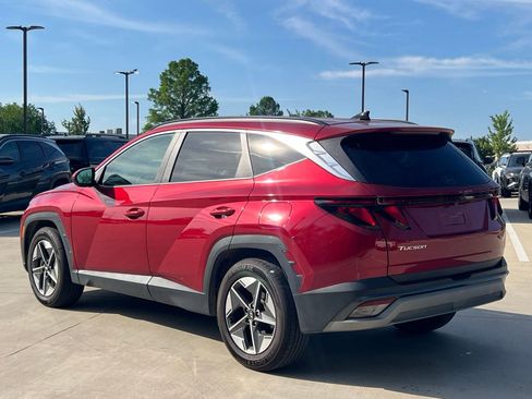 Used 2025 Hyundai Tucson SEL FWD image 10