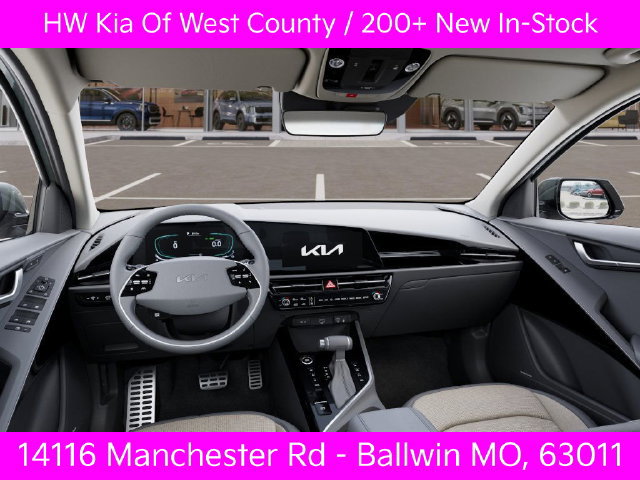 New 2025 Kia Niro SX Touring FWD image 14