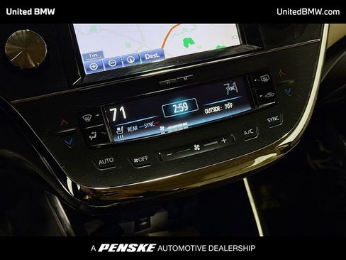 Used 2016 Toyota Avalon Limited w/ Toyota Safety Sense Package image 11