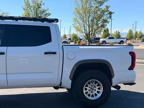 Used 2023 Toyota Tundra Limited w/ Power Package AWD/4WD image 9