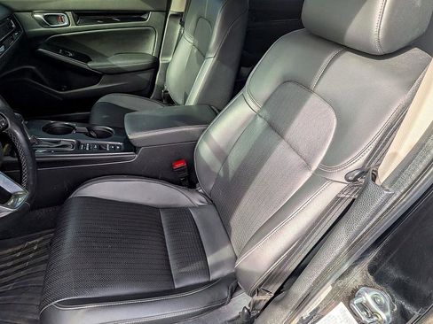 Used 2022 Honda Civic Touring image 14