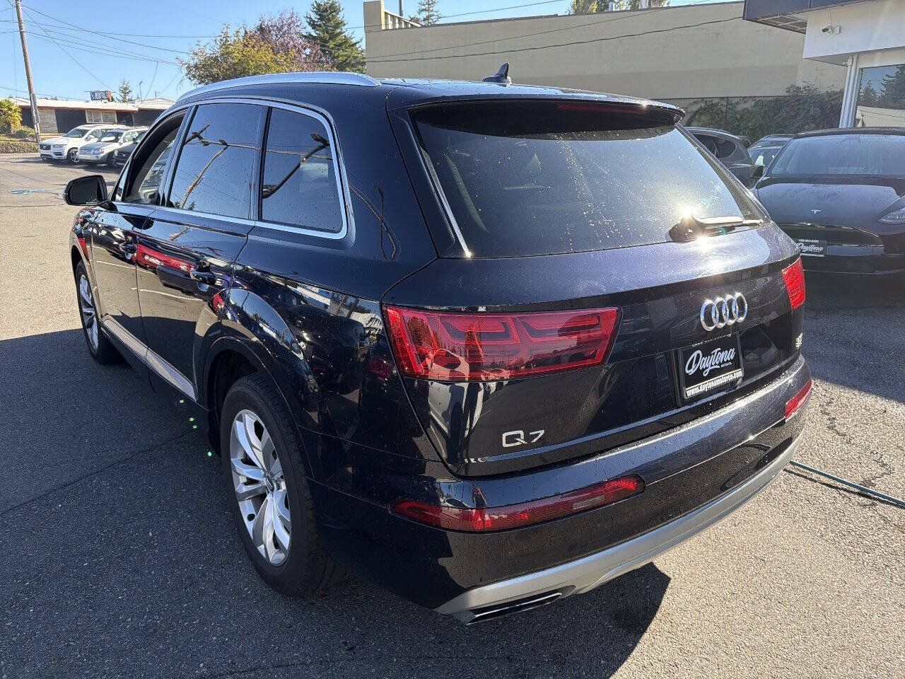 Used 2017 Audi Q7 3.0T Premium Plus AWD/4WD image 4