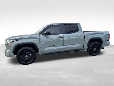 Used 2024 Toyota Tundra Limited image 2