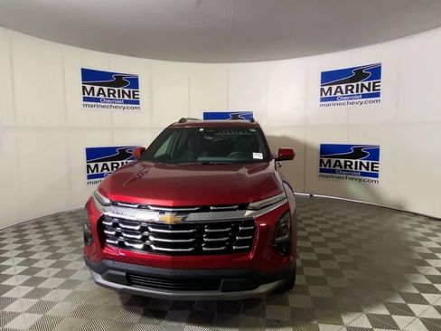 Used 2025 Chevrolet Equinox LT w/ Convenience Package II FWD image 5