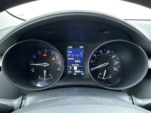 Used 2021 Toyota C-HR LE image 22