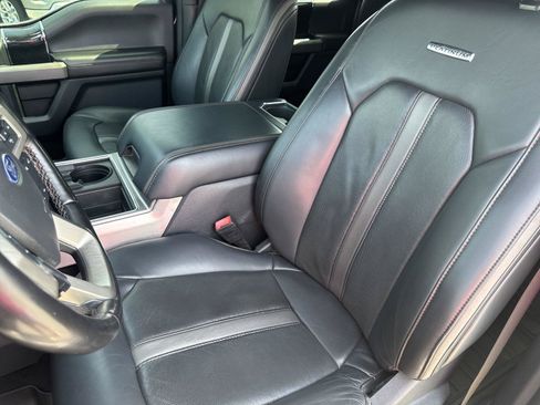 Used 2022 Ford F250 Platinum w/ FX4 Off-Road Package AWD/4WD image 11