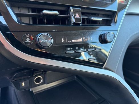 Certified 2024 Toyota Camry SE image 31
