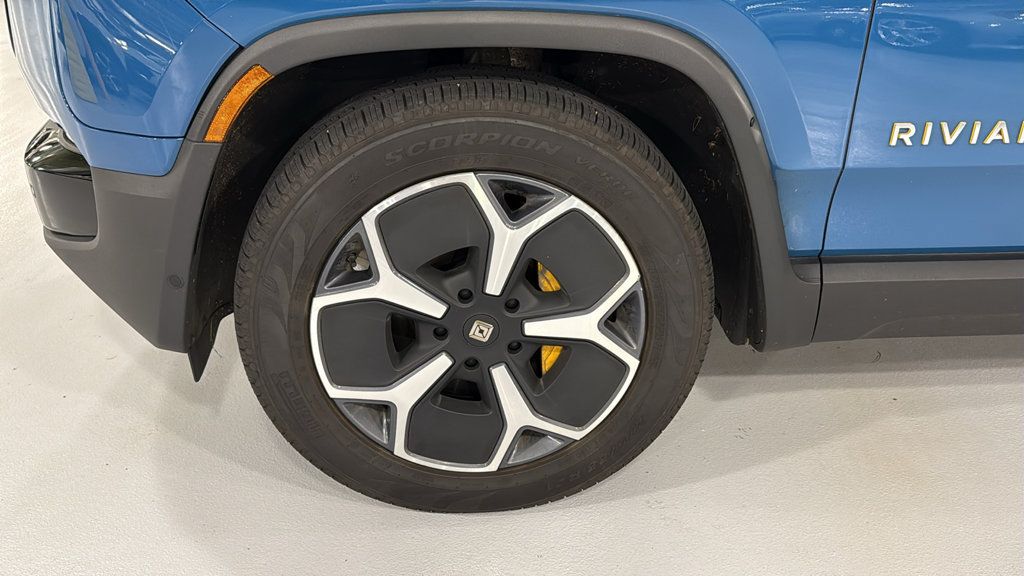 Used 2023 Rivian R1S Adventure Quad AWD/4WD image 8