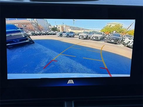 Used 2025 Chevrolet Trax ACTIV w/ Driver Confidence Package image 18