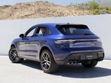 Certified 2025 Porsche Macan image 3