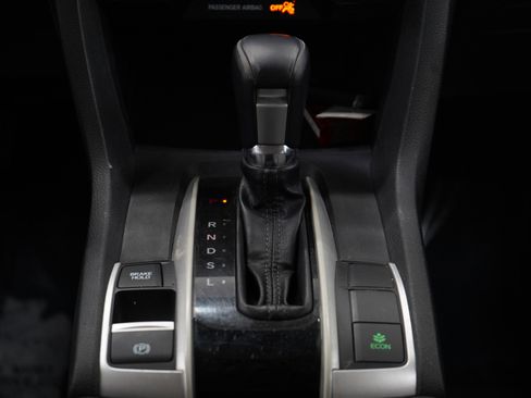 Used 2016 Honda Civic Touring image 18