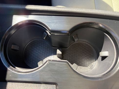 Used 2023 Nissan Rogue SV w/ SV Premium B Package image 12