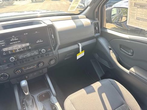 New 2026 Nissan Frontier SV AWD/4WD image 18