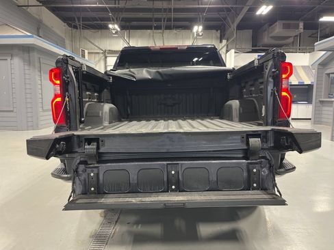Used 2022 Chevrolet Silverado 1500 LT Trail Boss w/ Protection Package AWD/4WD image 32