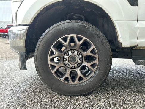 Used 2022 Ford F250 Lariat w/ Lariat Value Package image 6