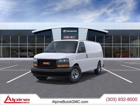 New 2026 GMC Savana 3500 RWD image 8