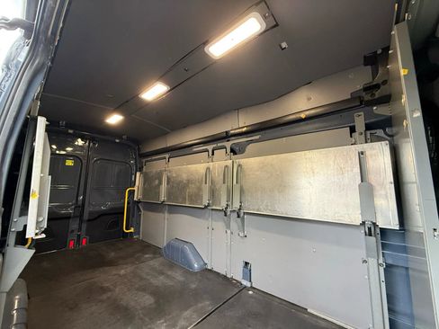 Used 2020 Ford Transit 250 148 High Roof Extended image 25