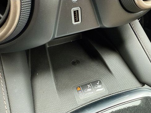 Used 2023 Chevrolet Blazer Premier w/ Driver Confidence II Package image 31