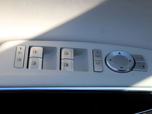 New 2026 Genesis GV70 2.5T image 10