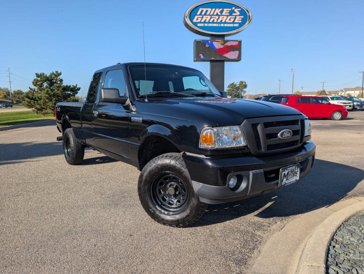 Used 2010 Ford Ranger XLT AWD/4WD image 2