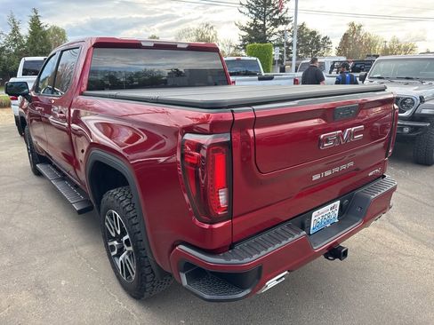 Used 2021 GMC Sierra 1500 AT4 image 4