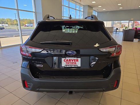 Used 2022 Subaru Outback Onyx Edition XT w/ Popular Package #2 image 8