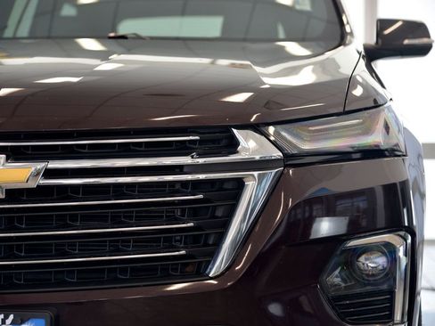 Used 2023 Chevrolet Traverse LT AWD/4WD image 11