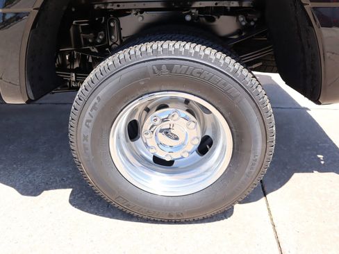 New 2026 Ford F350 XL w/ STX Appearance Package AWD/4WD image 18