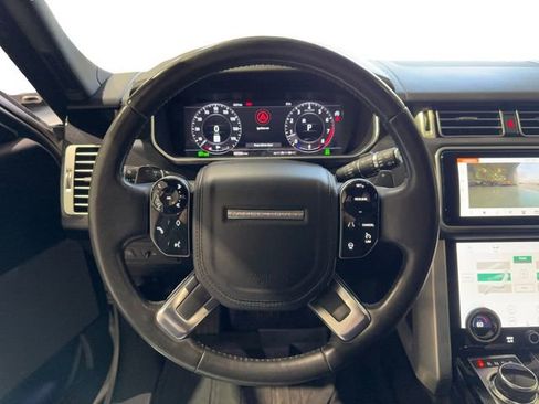 Used 2020 Land Rover Range Rover HSE image 12