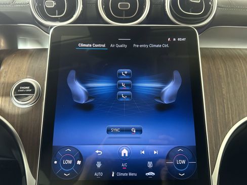 New 2025 Mercedes-Benz GLC 350e 4MATIC image 19