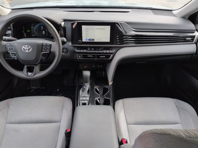 Used 2025 Toyota Camry LE FWD image 13