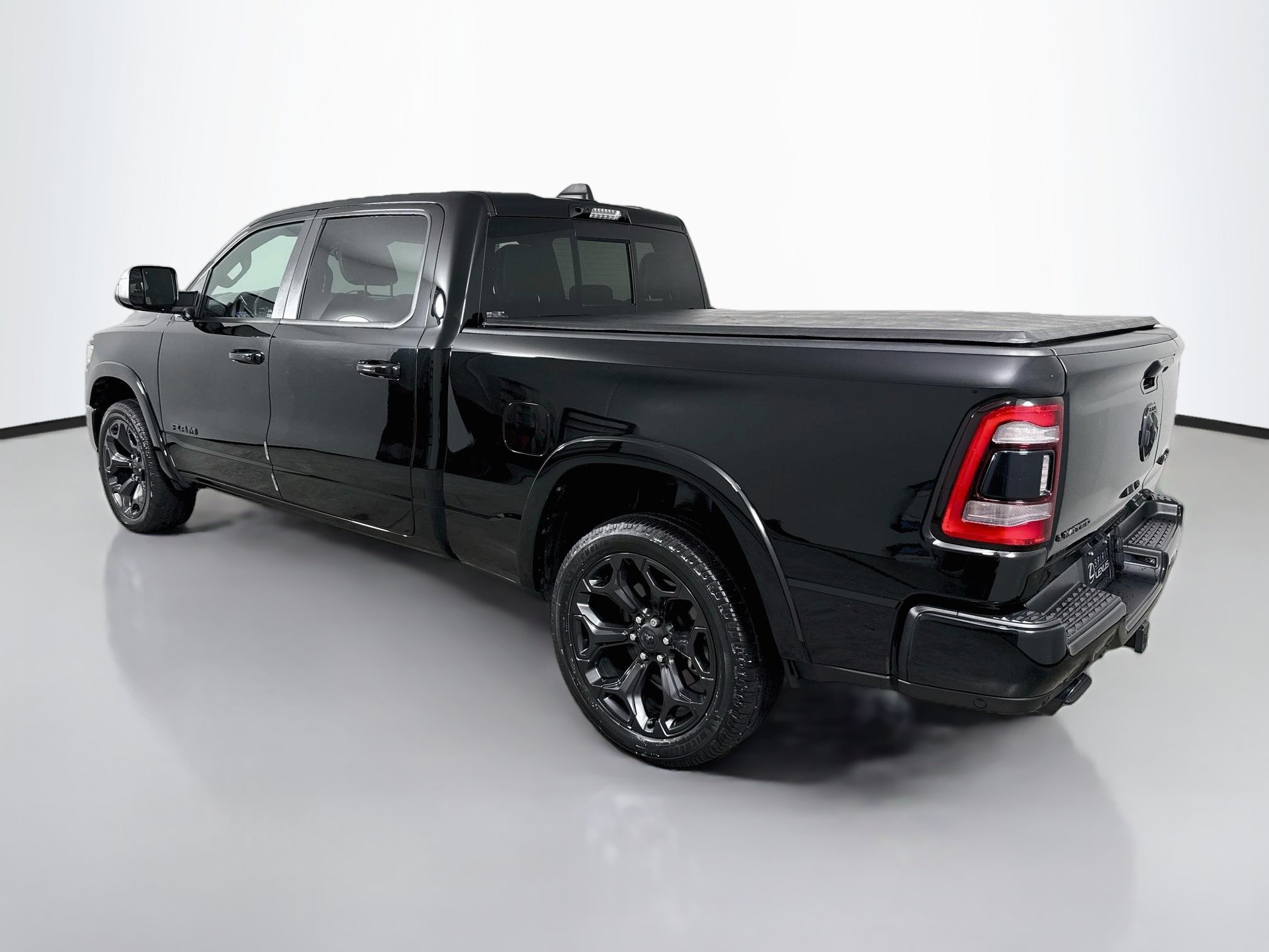 Used 2021 RAM 1500 Limited w/ Night Edition AWD/4WD image 5