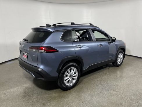 Certified 2026 Toyota Corolla Cross LE FWD image 3