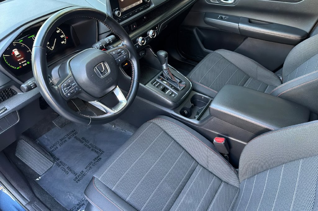 Certified 2025 Honda CR-V Sport image 3