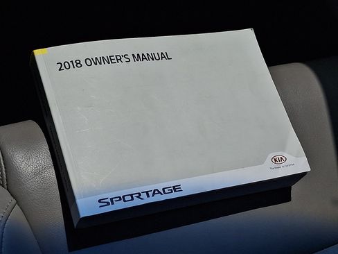 Used 2018 Kia Sportage EX AWD/4WD image 27