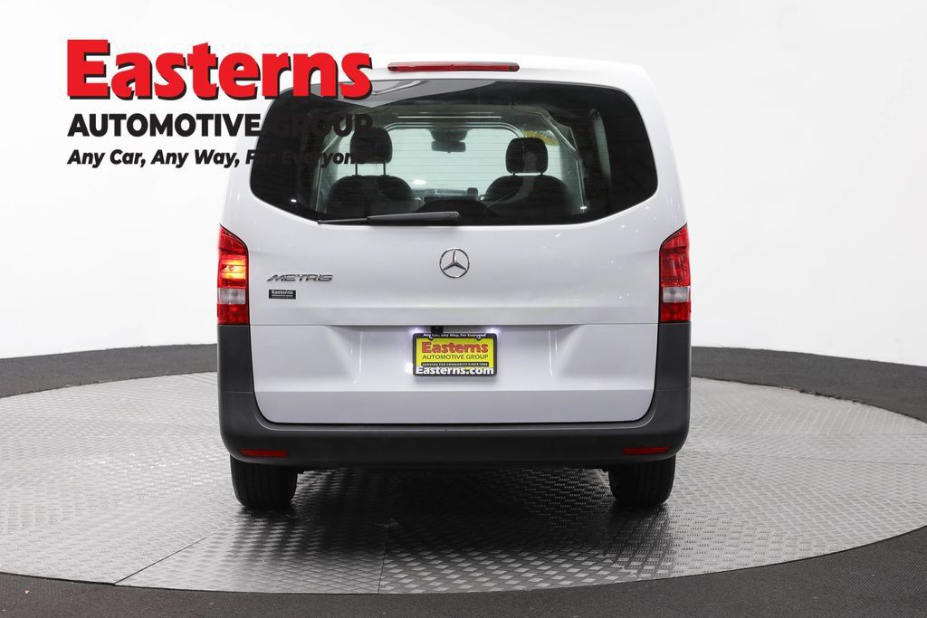 Used 2022 Mercedes-Benz Metris image 6