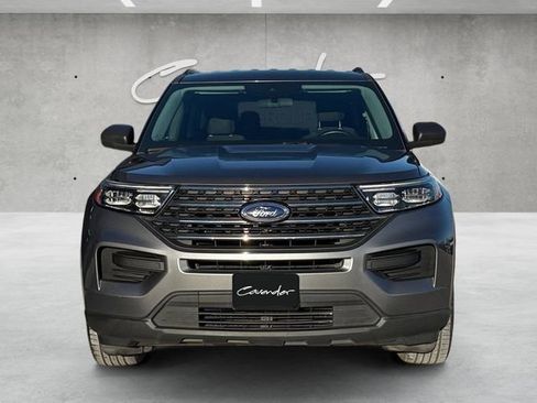 Used 2022 Ford Explorer XLT image 9